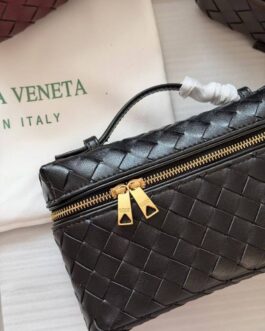 Torebka Bottega Veneta bangbang vanity damska torba, skóra