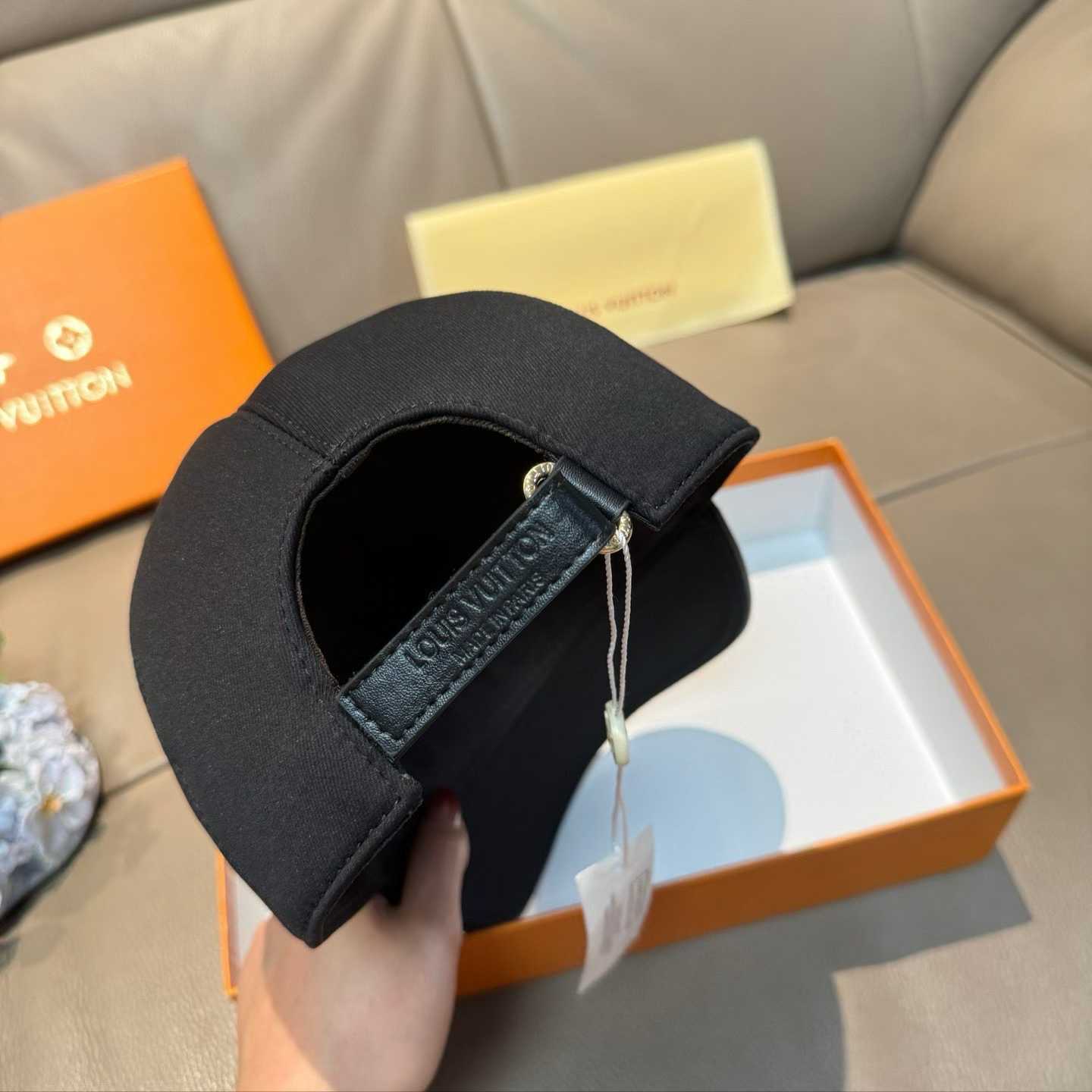 mmexport1762175150926