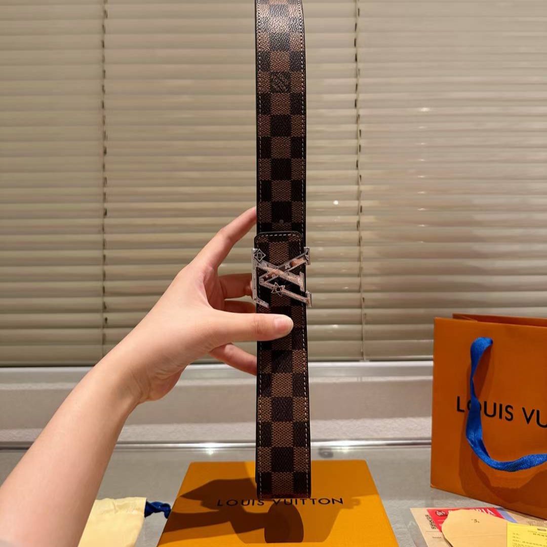 mmexport1763336075428