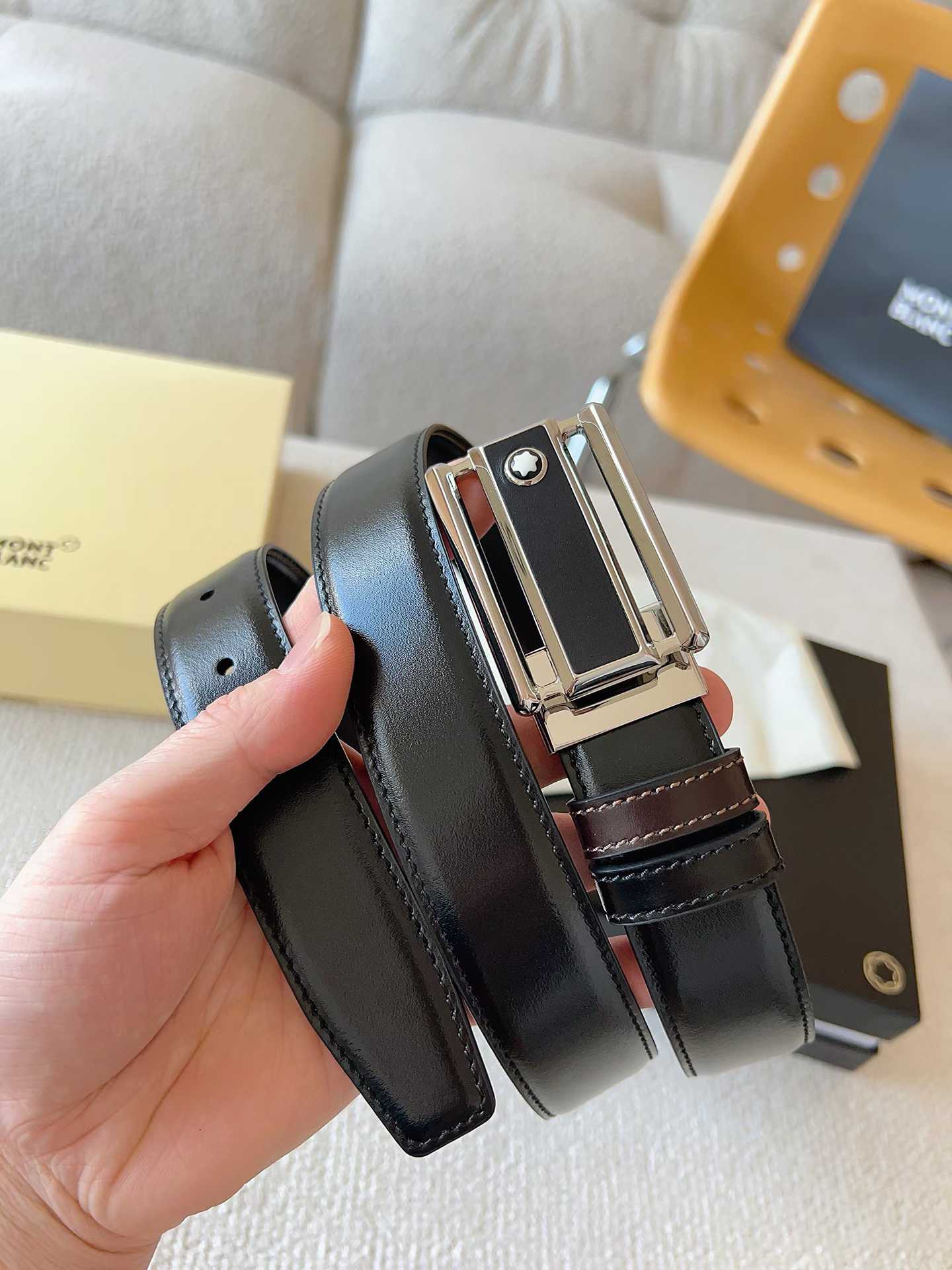 mmexport1763336354195