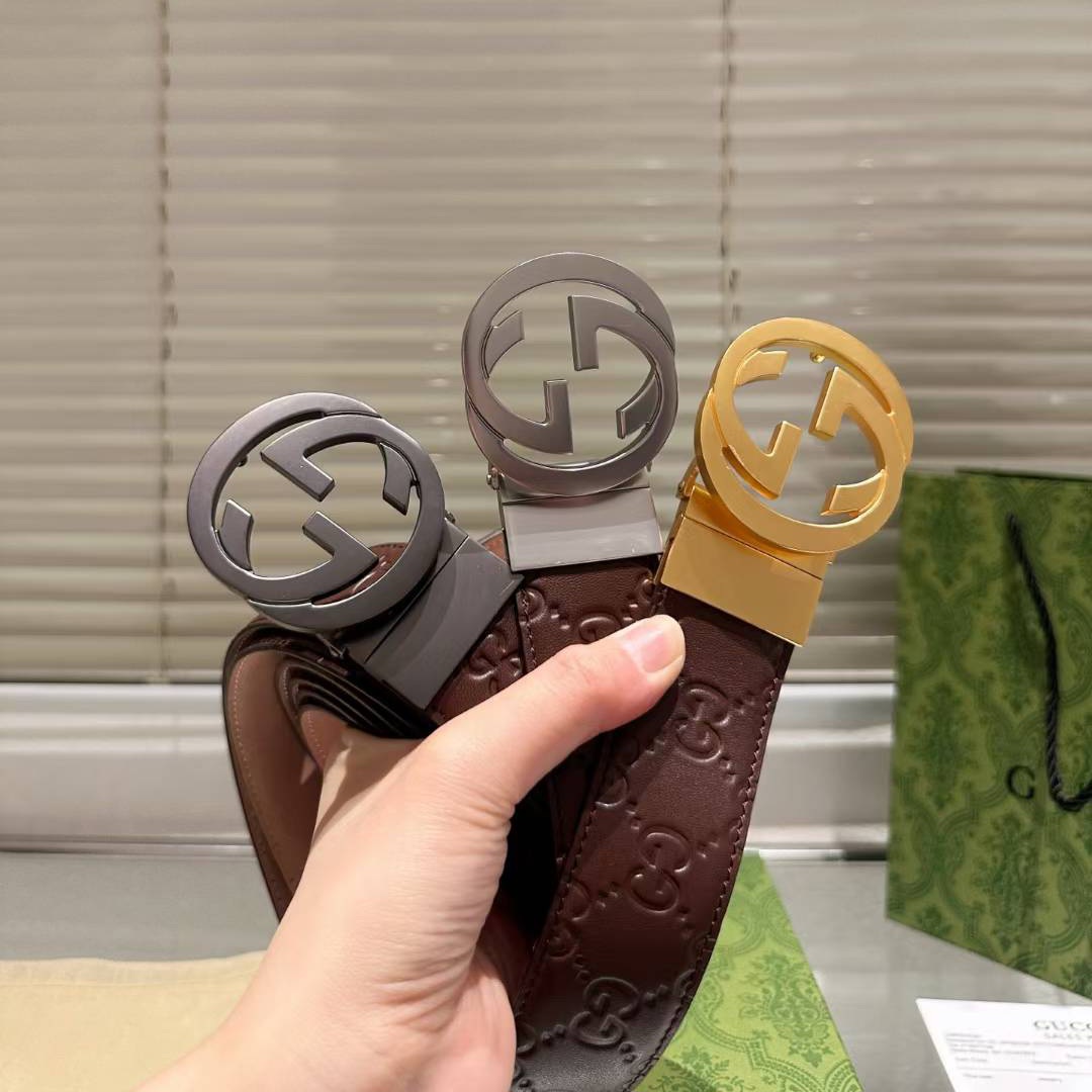 mmexport1764353401582