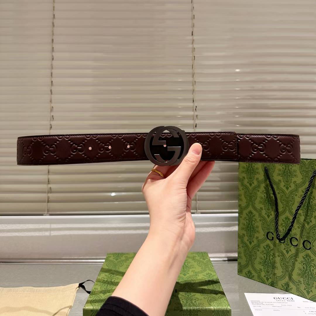 mmexport1764353437002