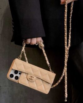 Etui na telefon Chanel, pokrowec obudowa okladka Prada prezent