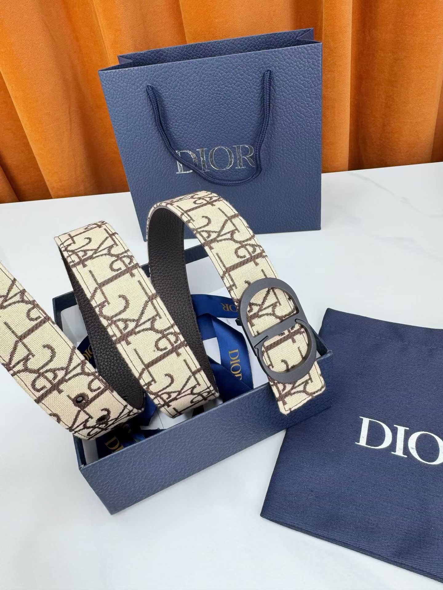 mmexport1768073148978