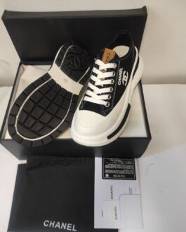 Chanel Sneakersy, trampki, tenisówki, buty, skora