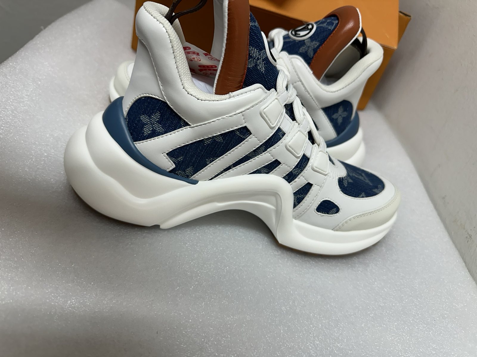 IMG-ce073ec3c9f08d6a7804b2458c945cf8-V