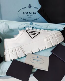 Prada Sneakersy, trampki, tenisówki, buty, skora
