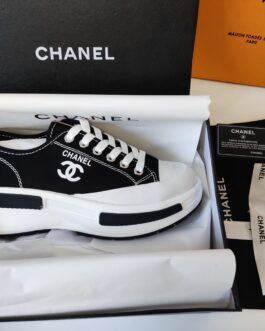 Chanel Sneakersy, trampki, tenisówki, buty, skora