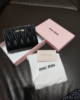 PORTFEL Miu Miu, skóra
