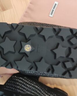 Miu Miu Buty, sandaly klapki, skora