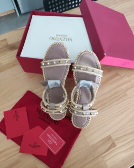 Valentino Buty, sandaly klapki, skora