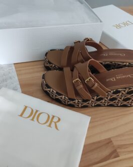 Dior Buty, sandaly klapki, skora