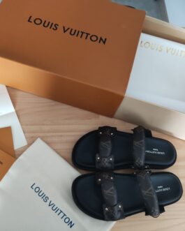 Louis Vuitton Buty, sandaly klapki, skora