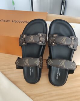 Louis Vuitton Buty, sandaly klapki, skora