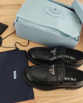 Prada Buty damskie mokasyny, espadryle skóra