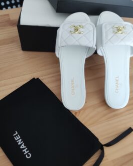 Chanel Buty, sandaly klapki, skora