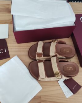 Gucci Buty, sandaly klapki, skora