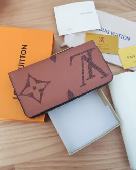 PORTFEL Louis Vuitton, skóra