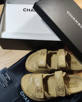 Chanel Buty, sandaly klapki, skora