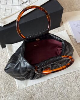 Torebka damska elegancka Chanel, skóra