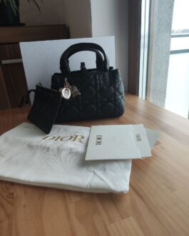 Torebka damska elegancka Dior, skora