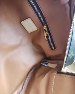 Torebka damska elegancka Louis Vuitton, skora od reki