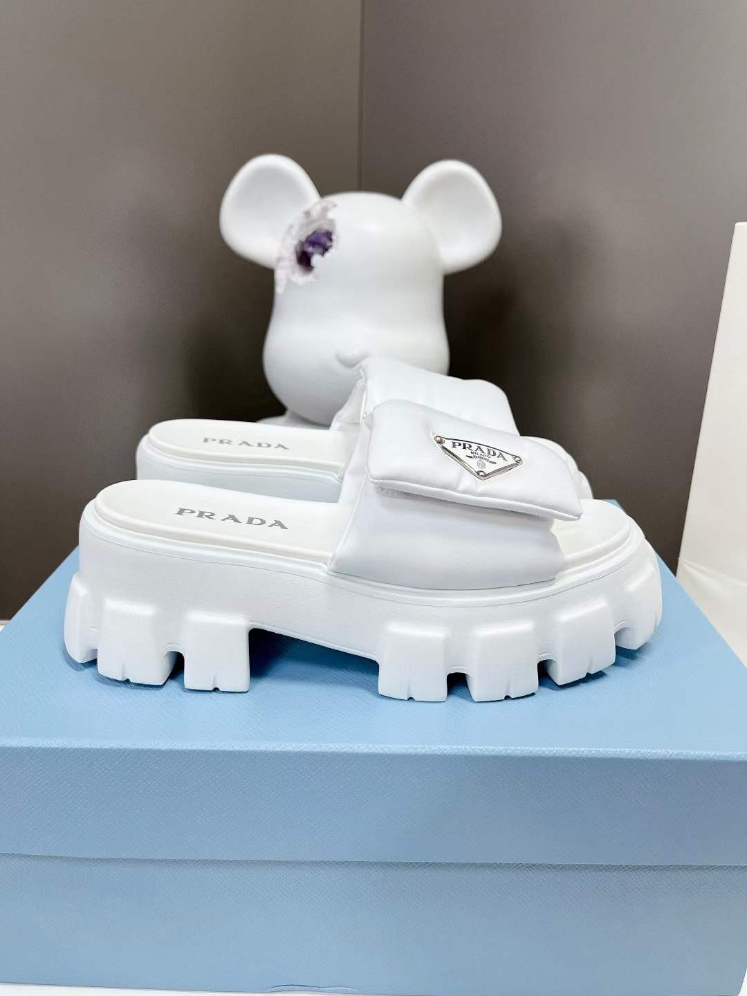 mmexport1677332562732