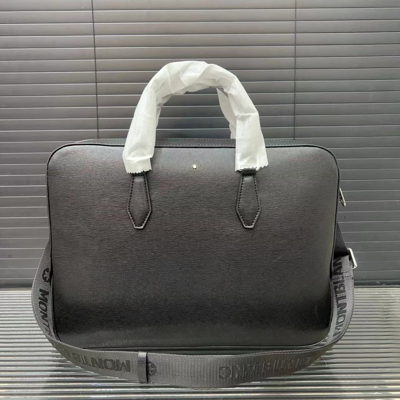 mmexport1764757679188