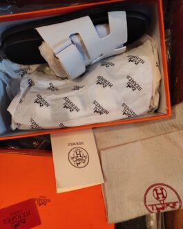 Hermes Buty, sandaly klapki, skora