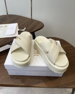 Dior Buty, sandaly klapki, skora