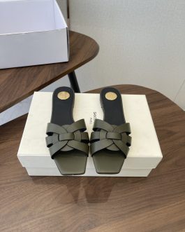 YSL Buty, sandaly klapki, skora