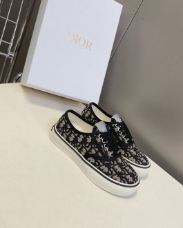 Dior Sneakersy, trampki, tenisówki, buty, skora