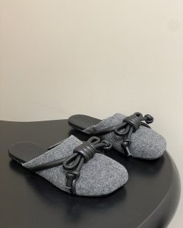 Loewe Buty, sandaly klapki, skora