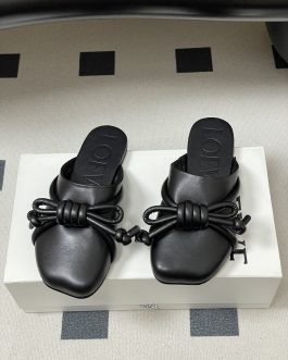 Loewe Buty, sandaly klapki, skora