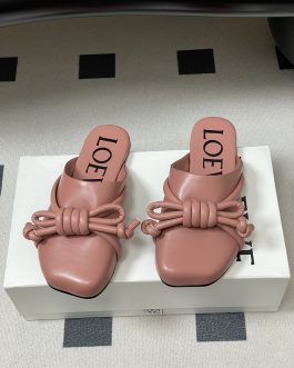 Loewe Buty, sandaly klapki, skora