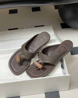Loewe Buty, sandaly klapki, skora