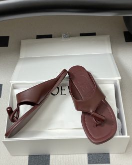 Loewe Buty, sandaly klapki, skora
