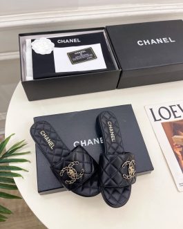 Chanel Buty, sandaly klapki, skora