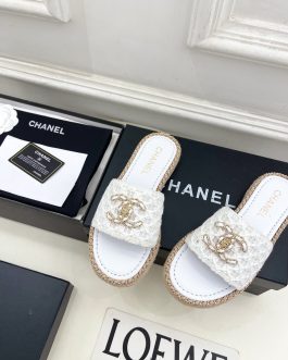 Chanel Buty, sandaly klapki, skora