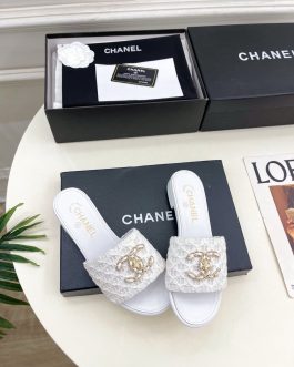 Chanel Buty, sandaly klapki, skora