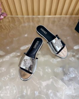 Versace Buty, sandaly klapki, skora