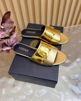 Versace Buty, sandaly klapki, skora