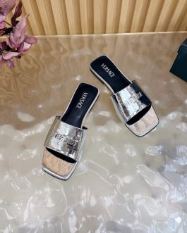 Versace Buty, sandaly klapki, skora