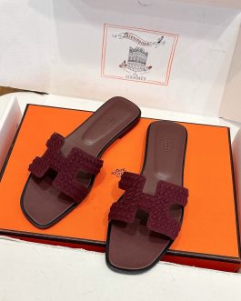Hermes Buty, sandaly klapki, skora