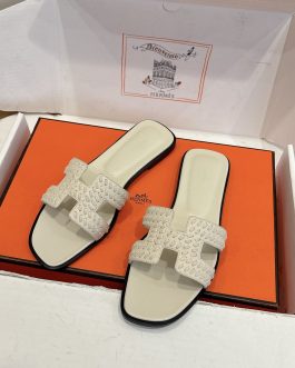 Hermes Buty, sandaly klapki, skora