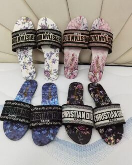 Dior Buty, sandaly klapki, skora