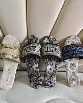 Dior Buty, sandaly klapki, skora