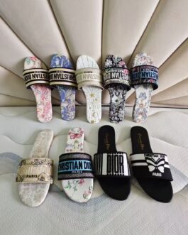 Dior Buty, sandaly klapki, skora