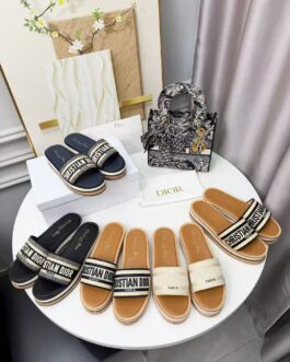 Dior Buty, sandaly klapki, skora