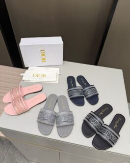 Dior Buty, sandaly klapki, skora